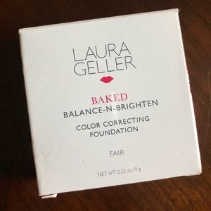Laura Geller Balance & Brighten Foundation